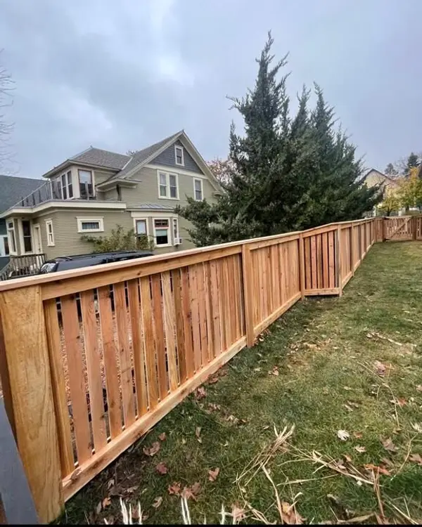 Modern Home Fences — 078